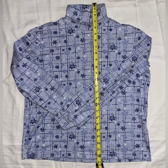 Vintage Classic Elements Snowflake Turtleneck - Picture 6 of 6
